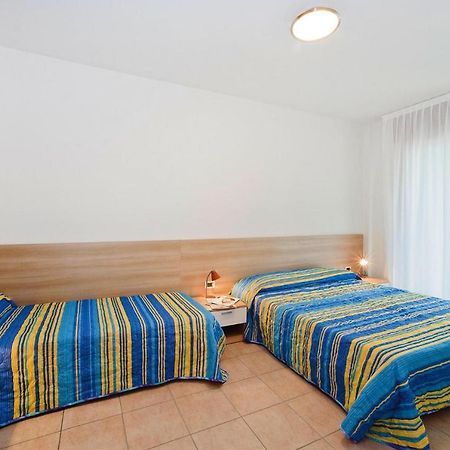 Apartment In Caorle With Heating Exterior photo